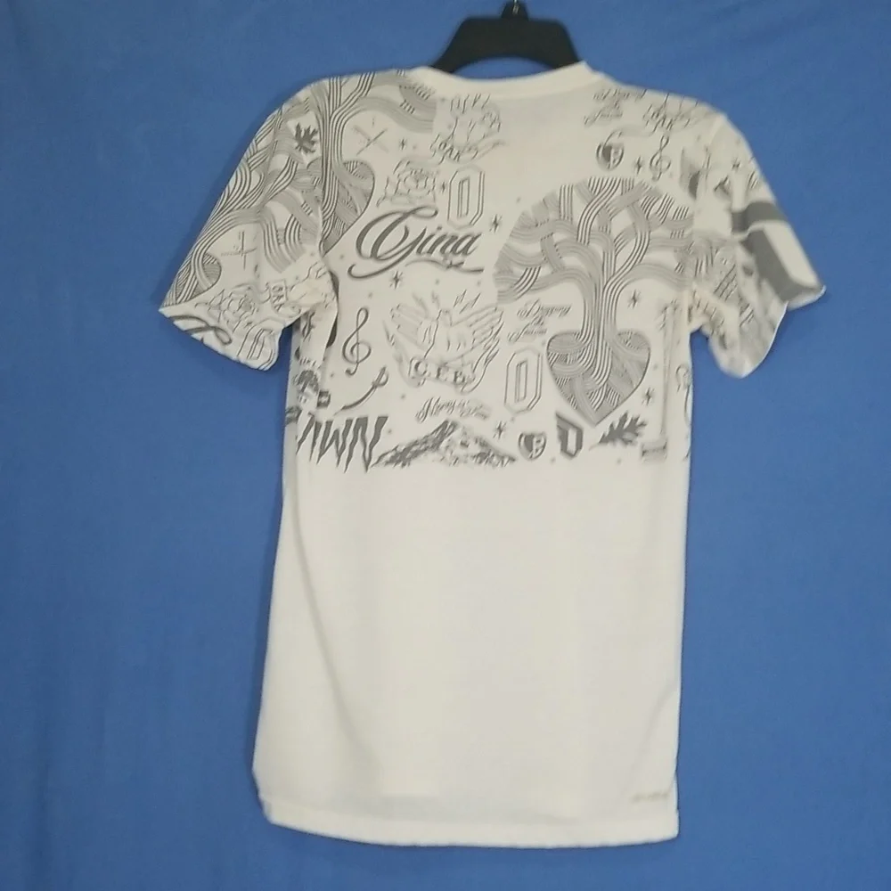 Adidas Men's White with Gray Graphics T-shirt Size S